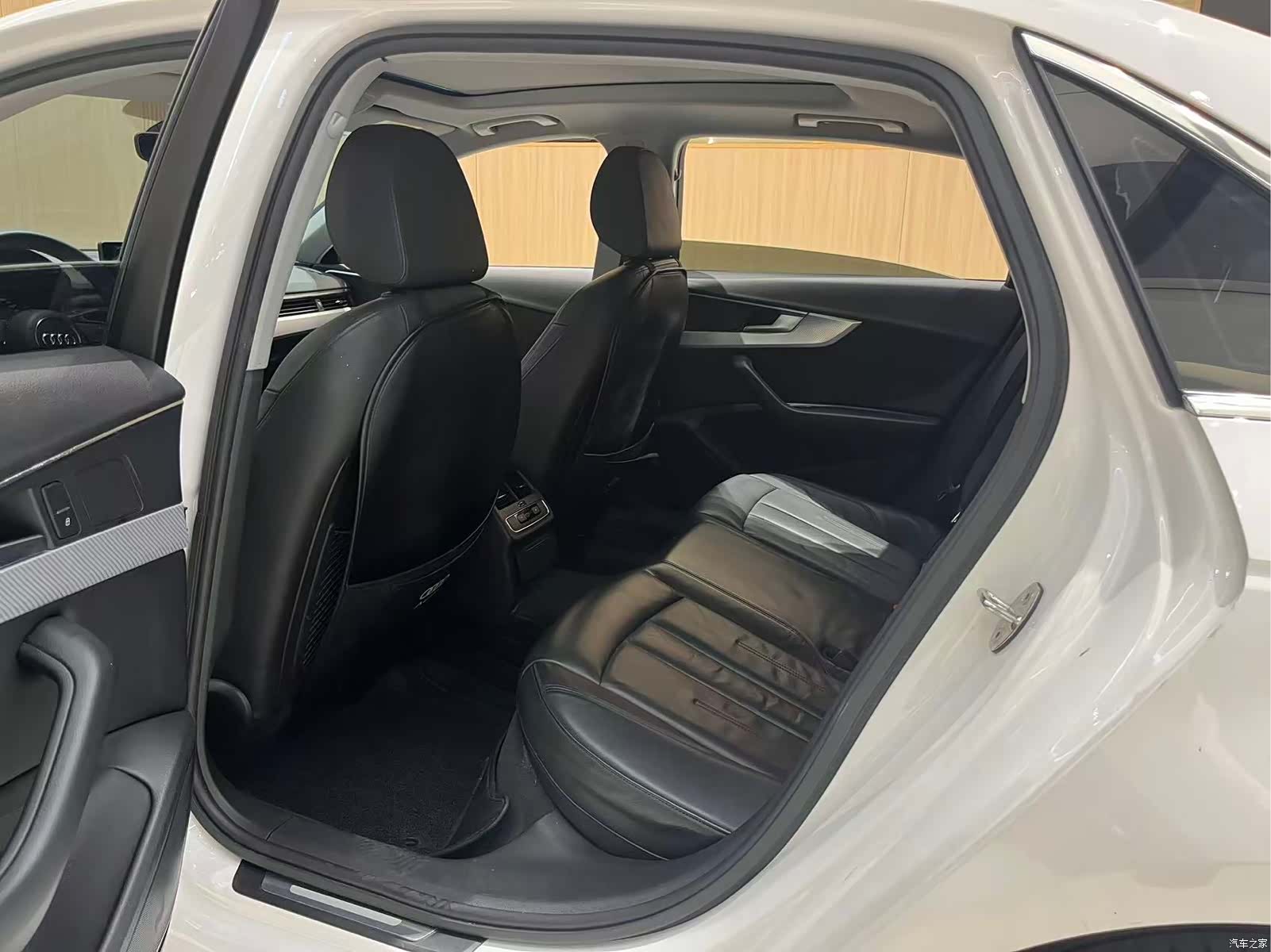 Audi A4L, 2017 9
