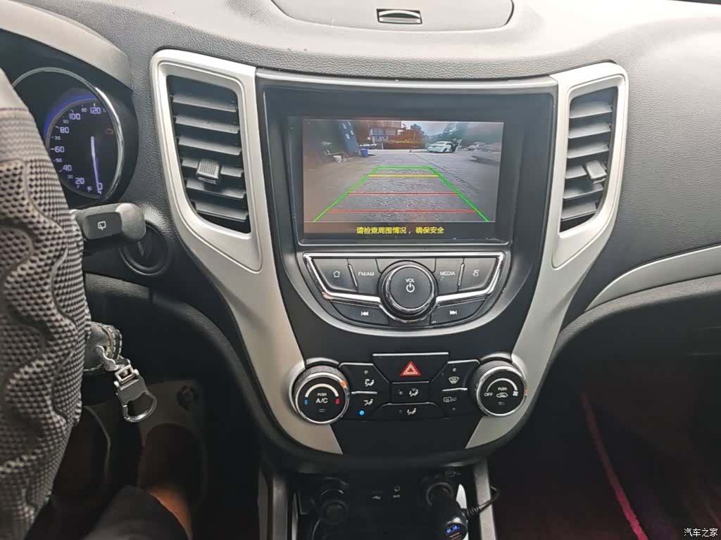 Changan CS35, 2017 13