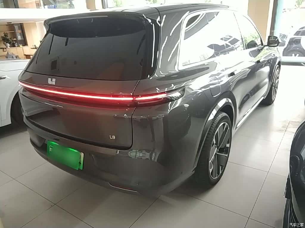 Li Auto L8, 2025 7