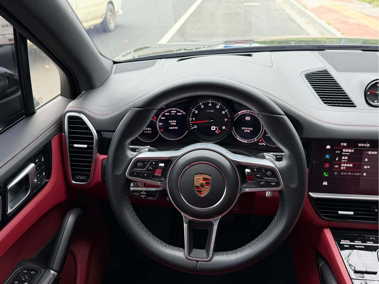 Porsche Cayenne, 2023 12