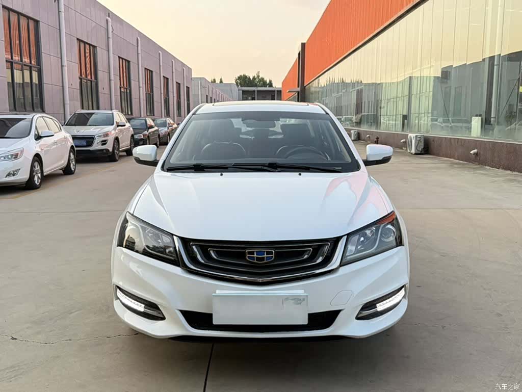 Geely Emgrand, 2017 8