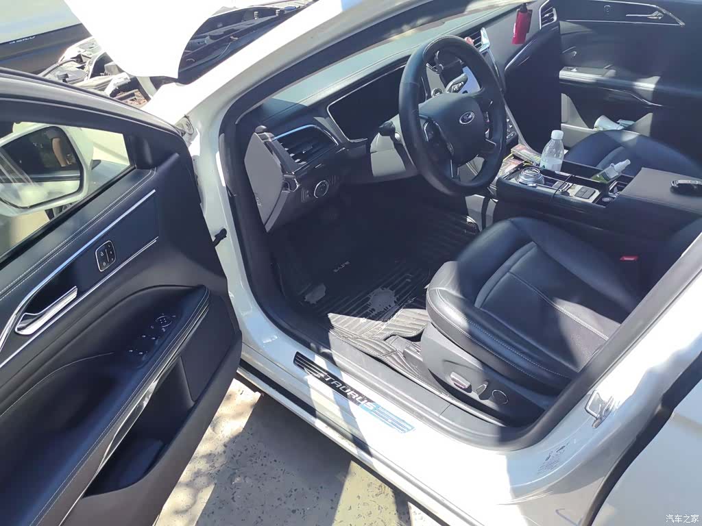 Ford Taurus, 2019 14