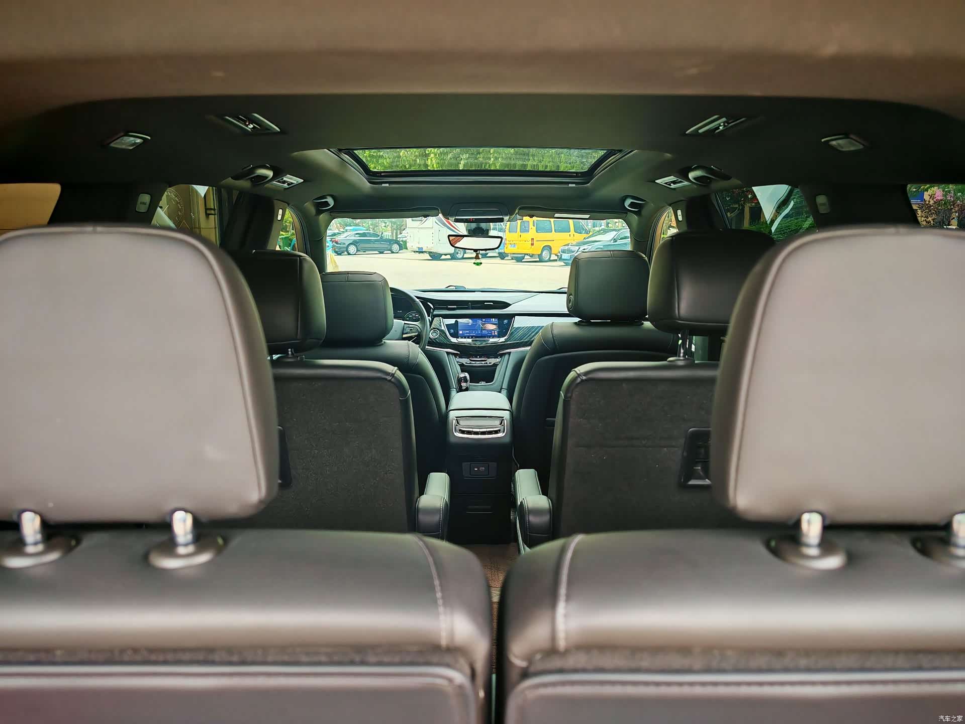 Cadillac XT6, 2022 13