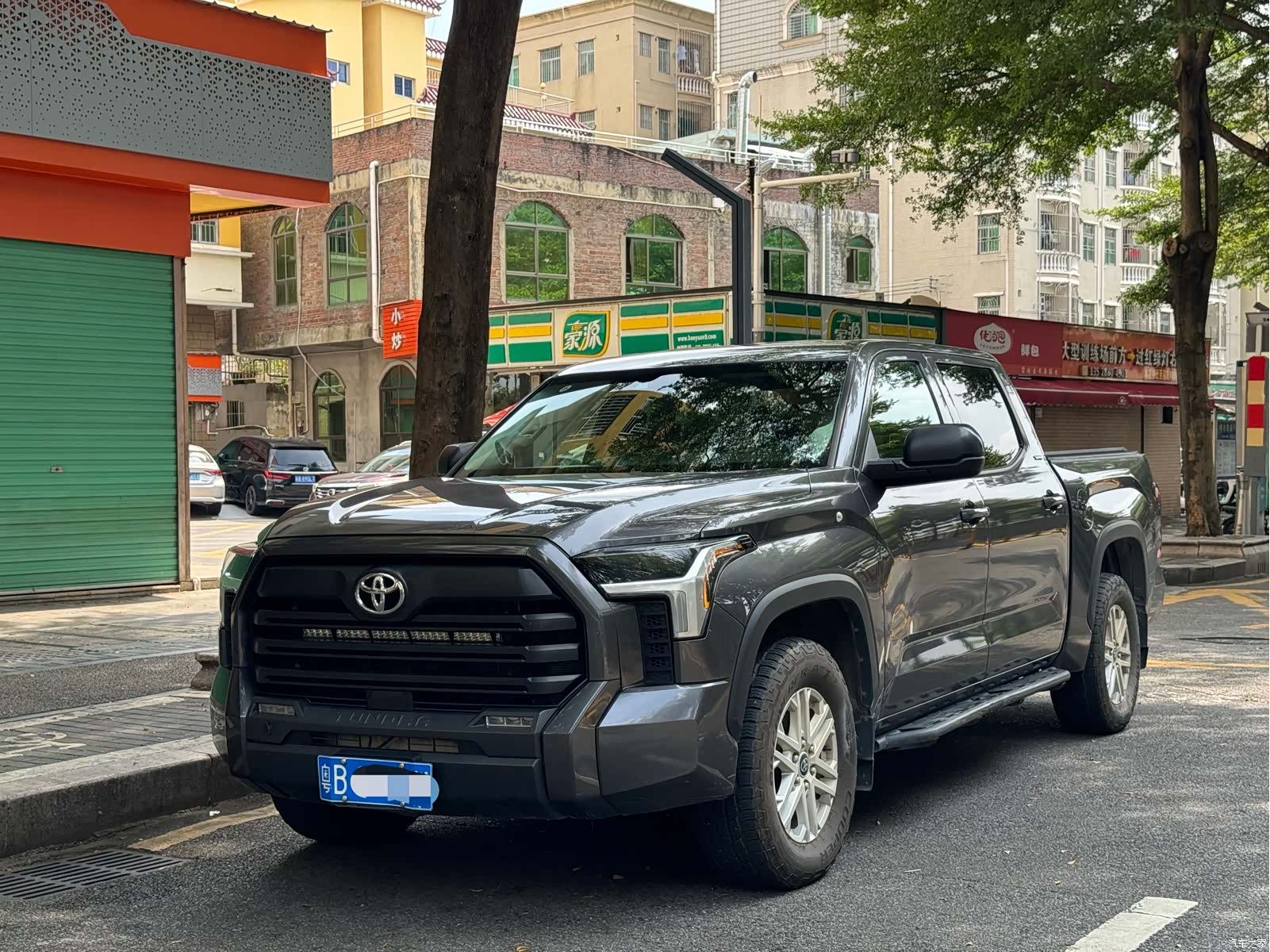 Toyota Tundra