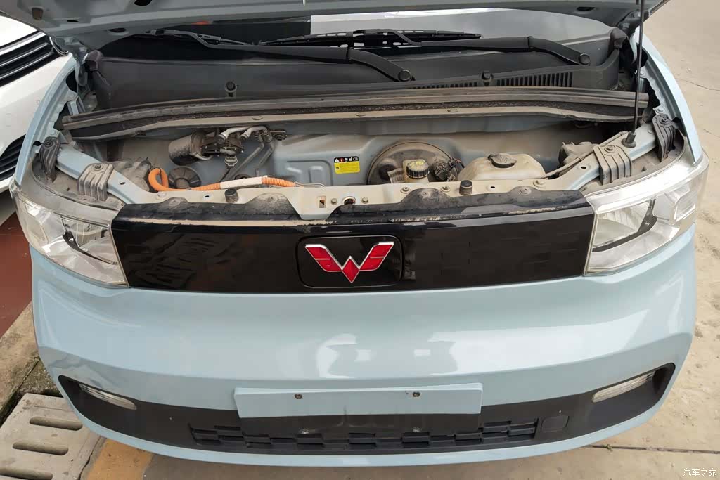 Wuling MINIEV, 2021 10
