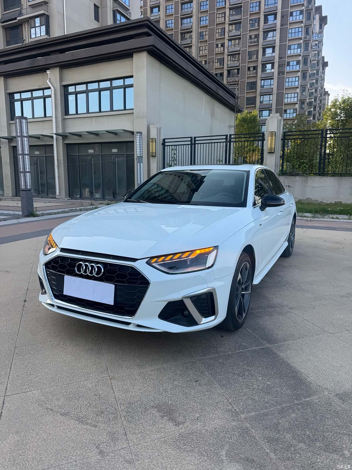 Audi A4L, 2022 3