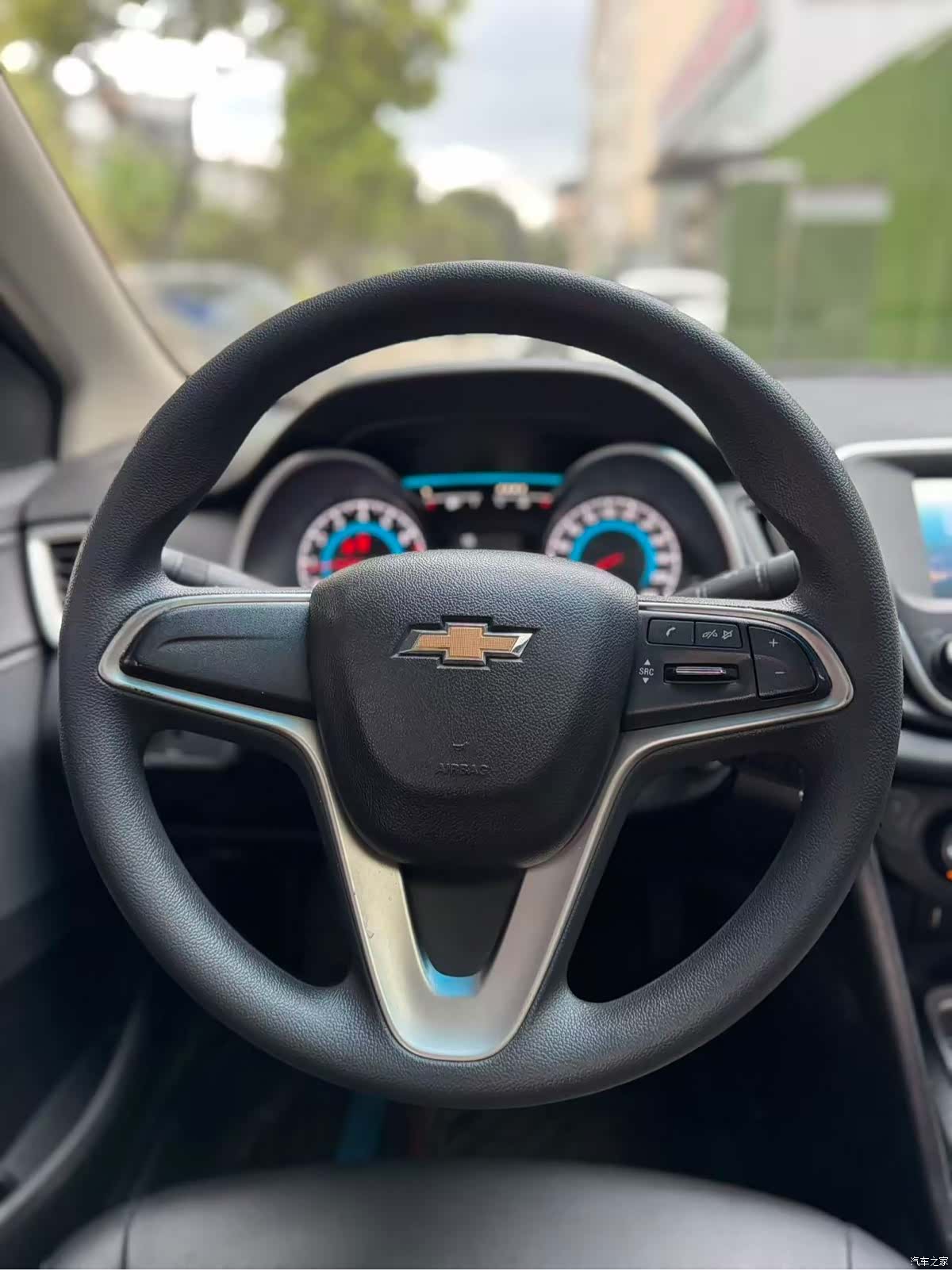 Chevrolet 320, 2018 9