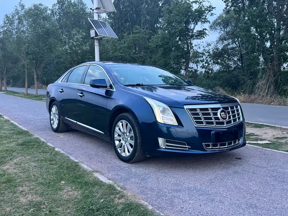 Cadillac XTS