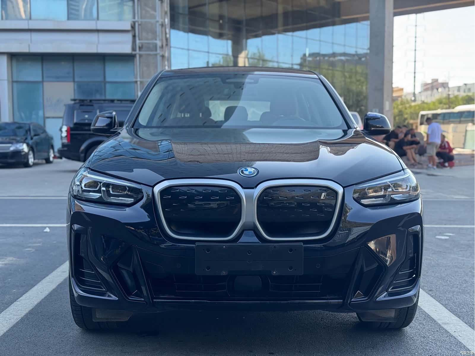 BMW iX3, 2023 2
