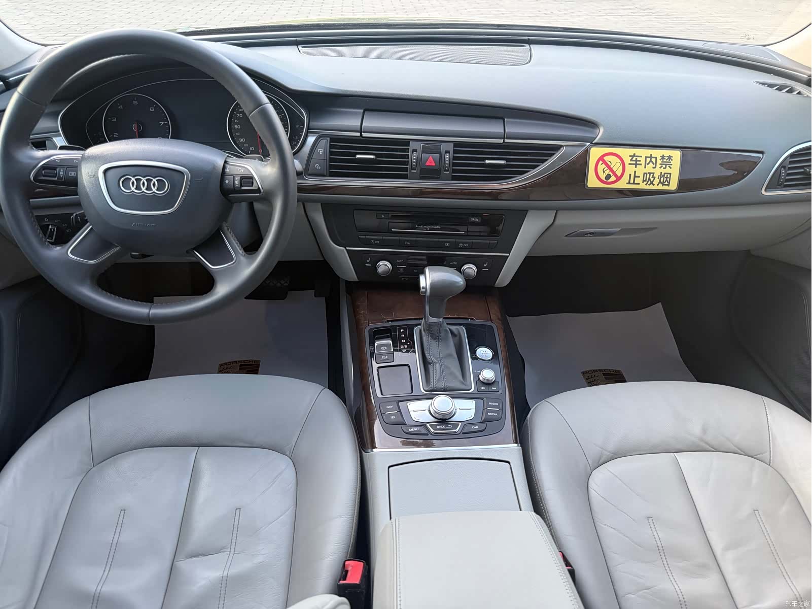 Audi A6L, 2013 15