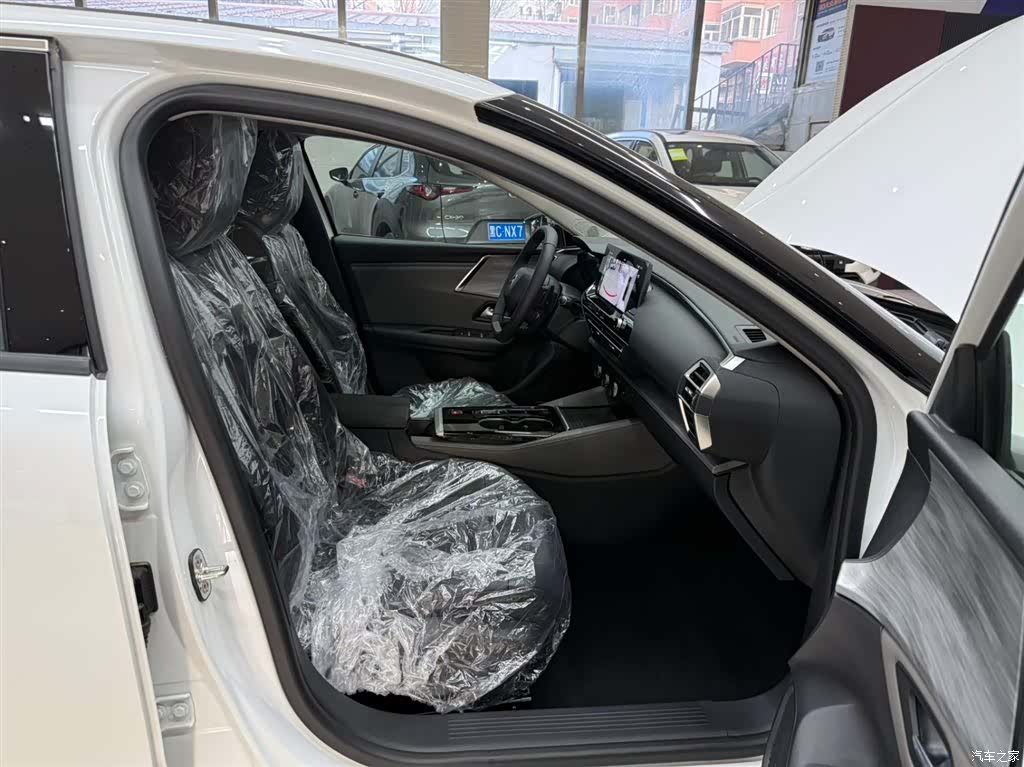 Citroen C5 X, 2026 21