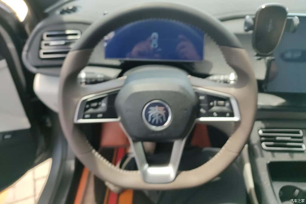 BYD Qin, 2023 15