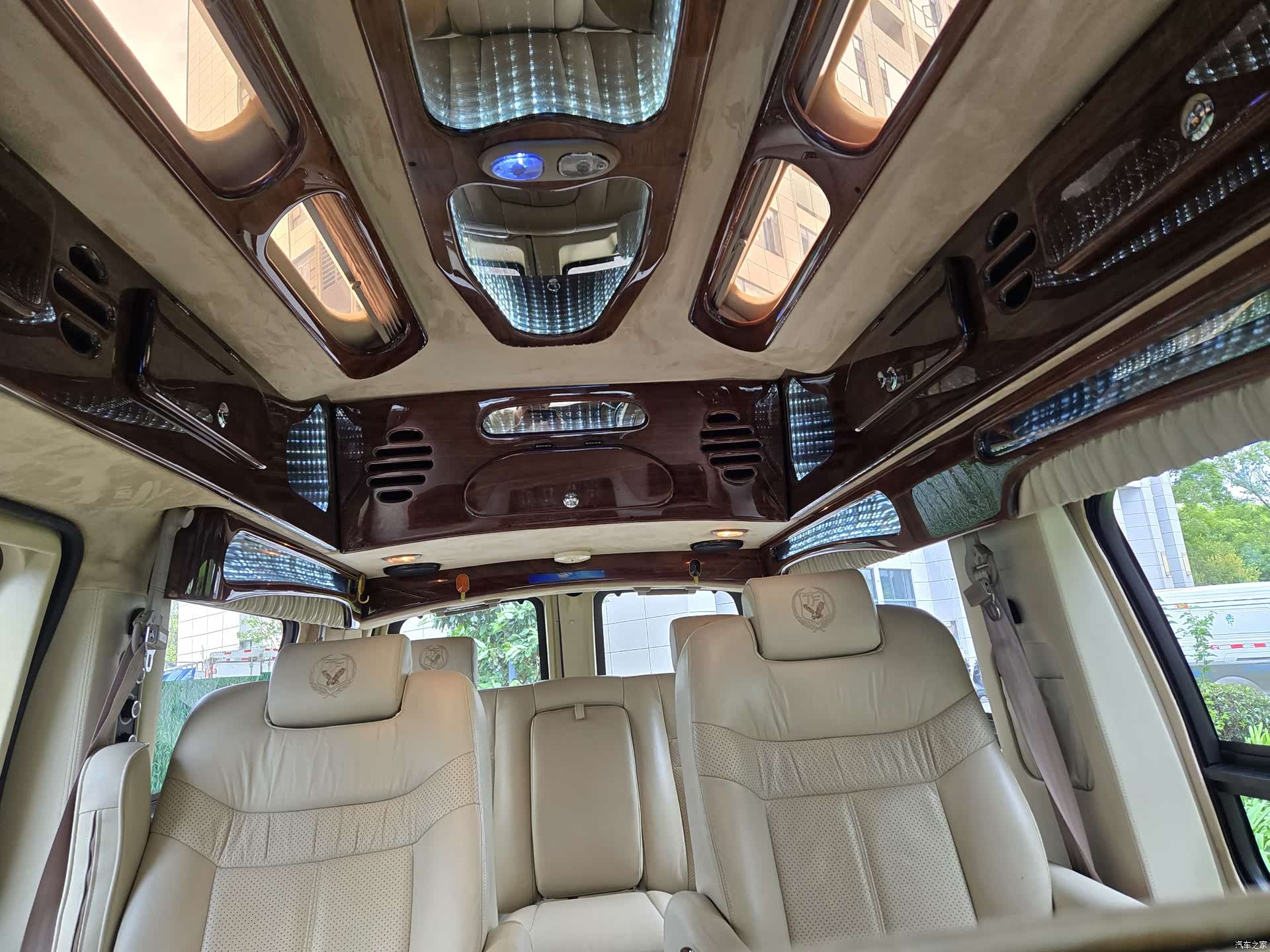 GMC SAVANA, 2013 15