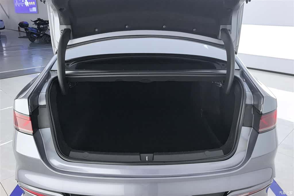 BYD Qin, 2024 4