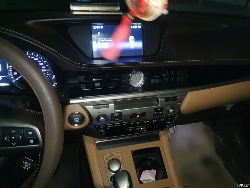 Lexus ES, 2017 6