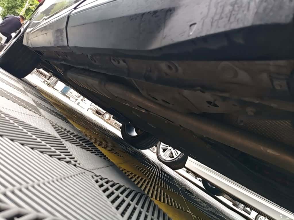 Geely Galaxy L7, 2024 22