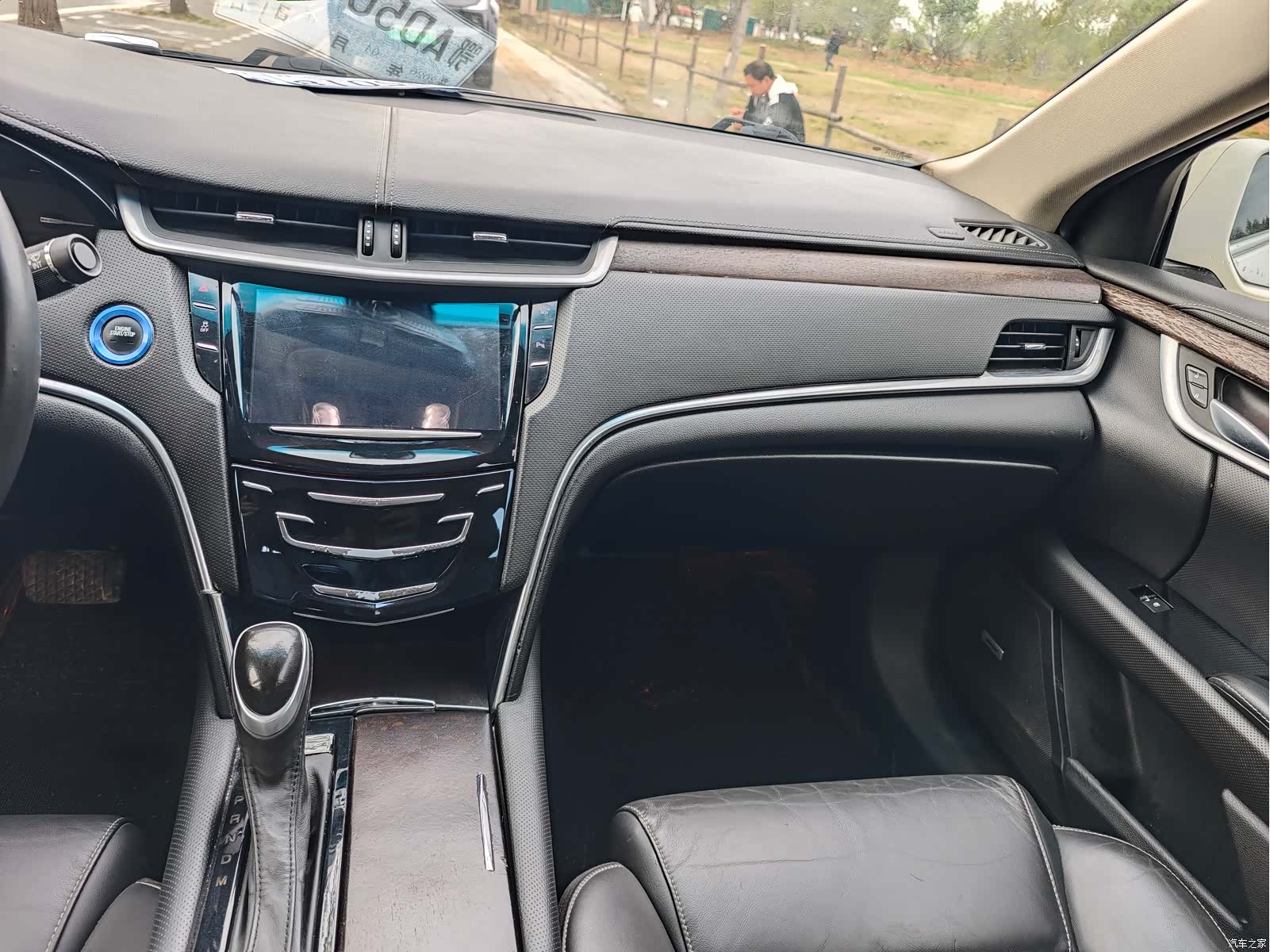 Cadillac XTS, 2018 13