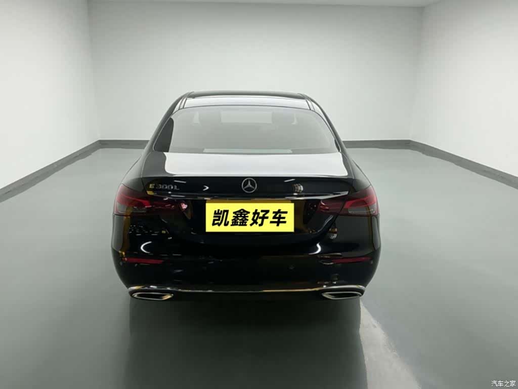 Mercedes-Benz E-Class, 2022 4