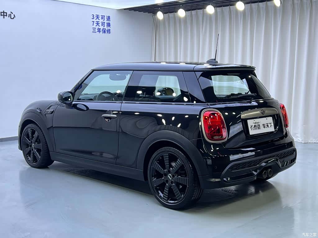 Mini Cooper, 2023 4