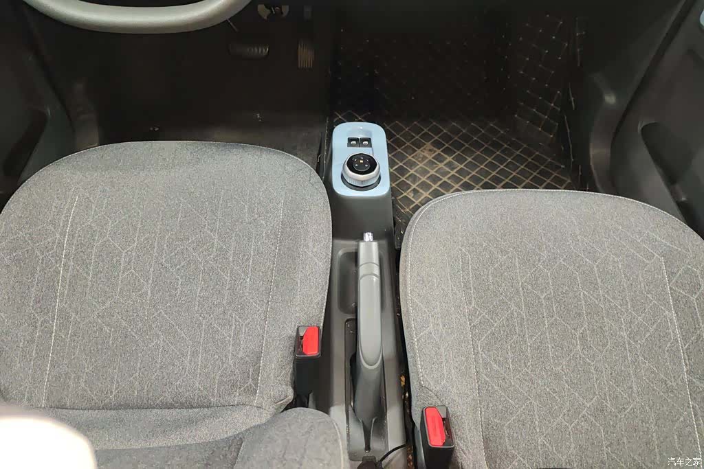 Geely Panda, 2024 16