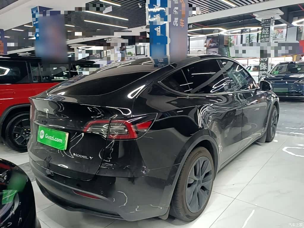 Tesla Model Y, 2023 7