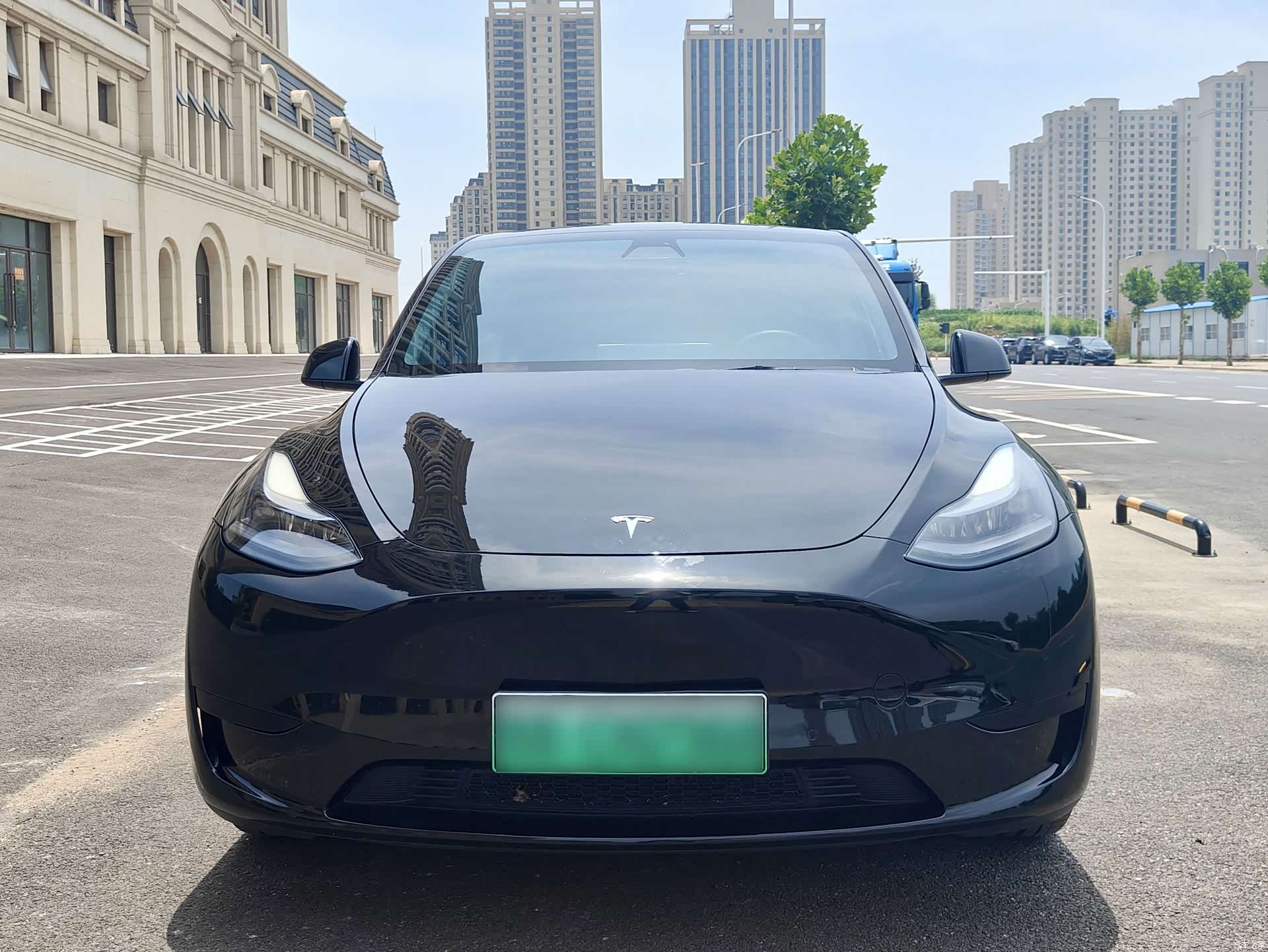 Tesla Model Y, 2023 2