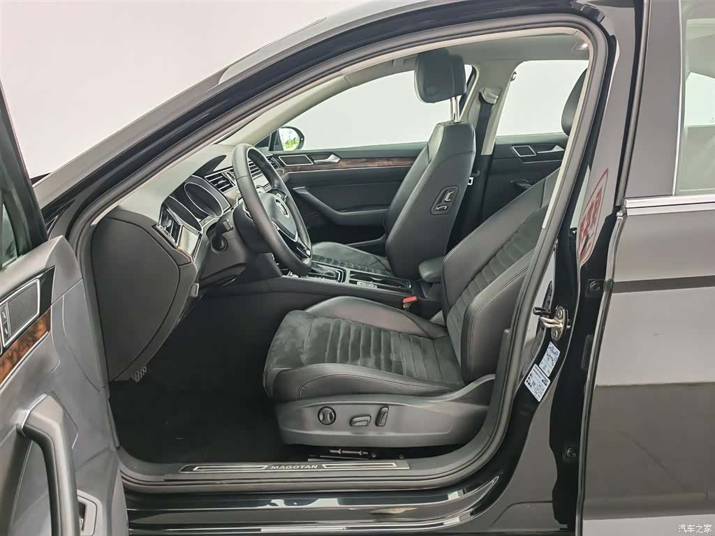 Volkswagen Magotan, 2017 10