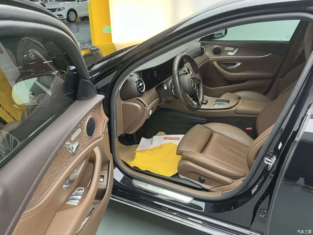 Mercedes-Benz E-Class, 2022 7