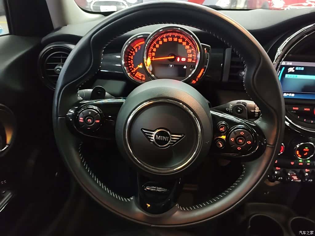 Mini Cooper, 2020 11