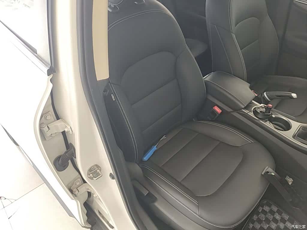 Geely Emgrand, 2016 25