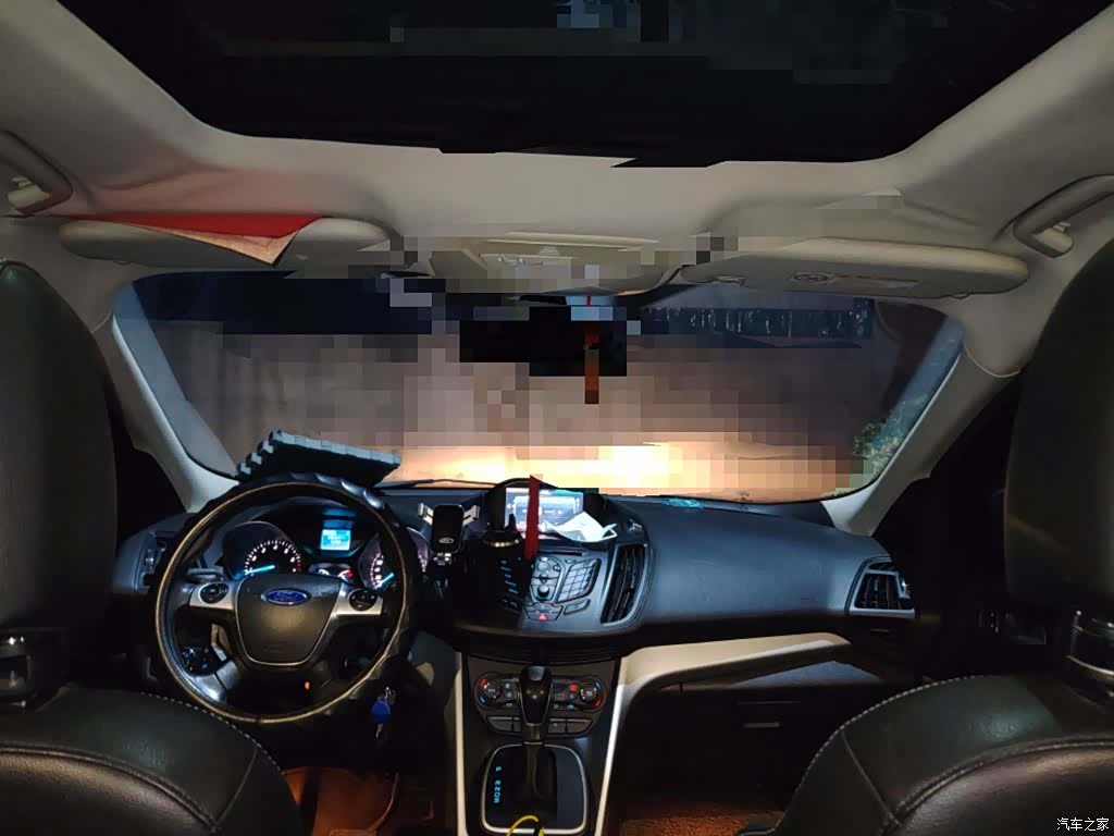 Ford Kuga, 2015 9