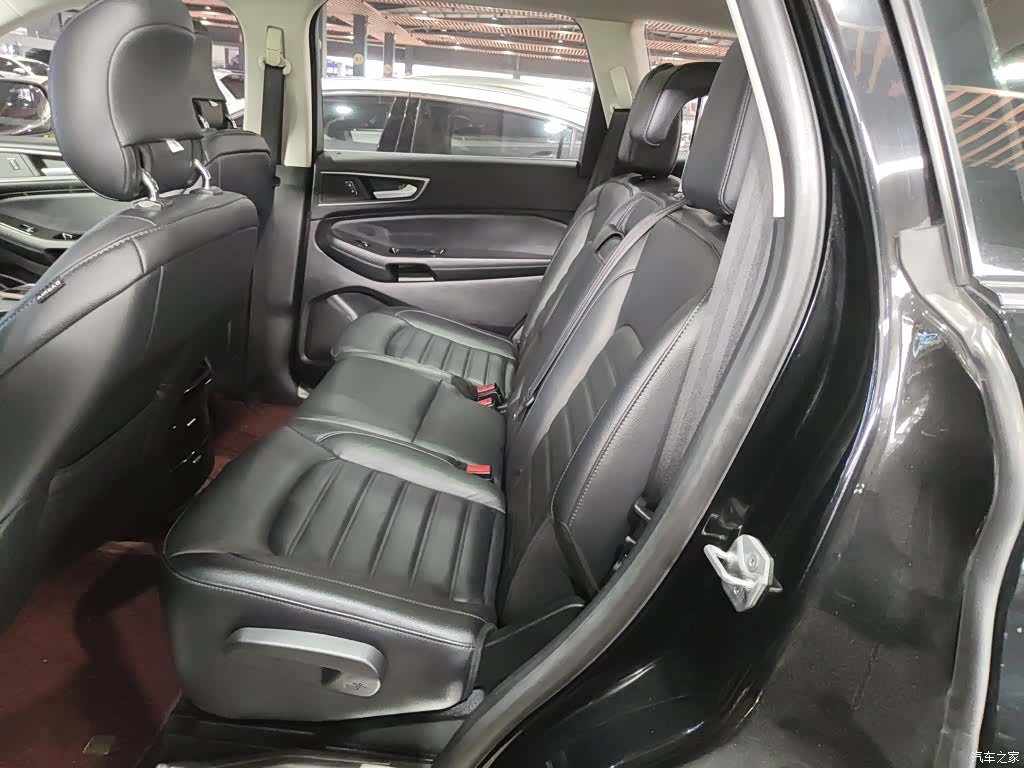 Ford Edge, 2018 17