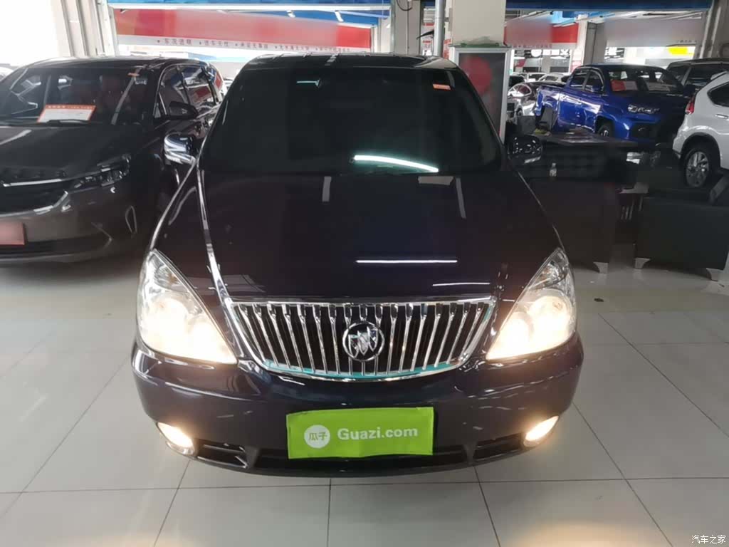 Buick GL8, 2016 3