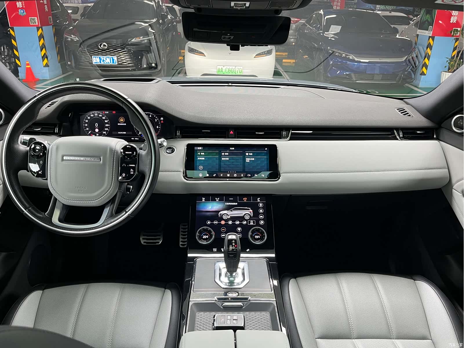 Land Rover Range Rover, 2019 17