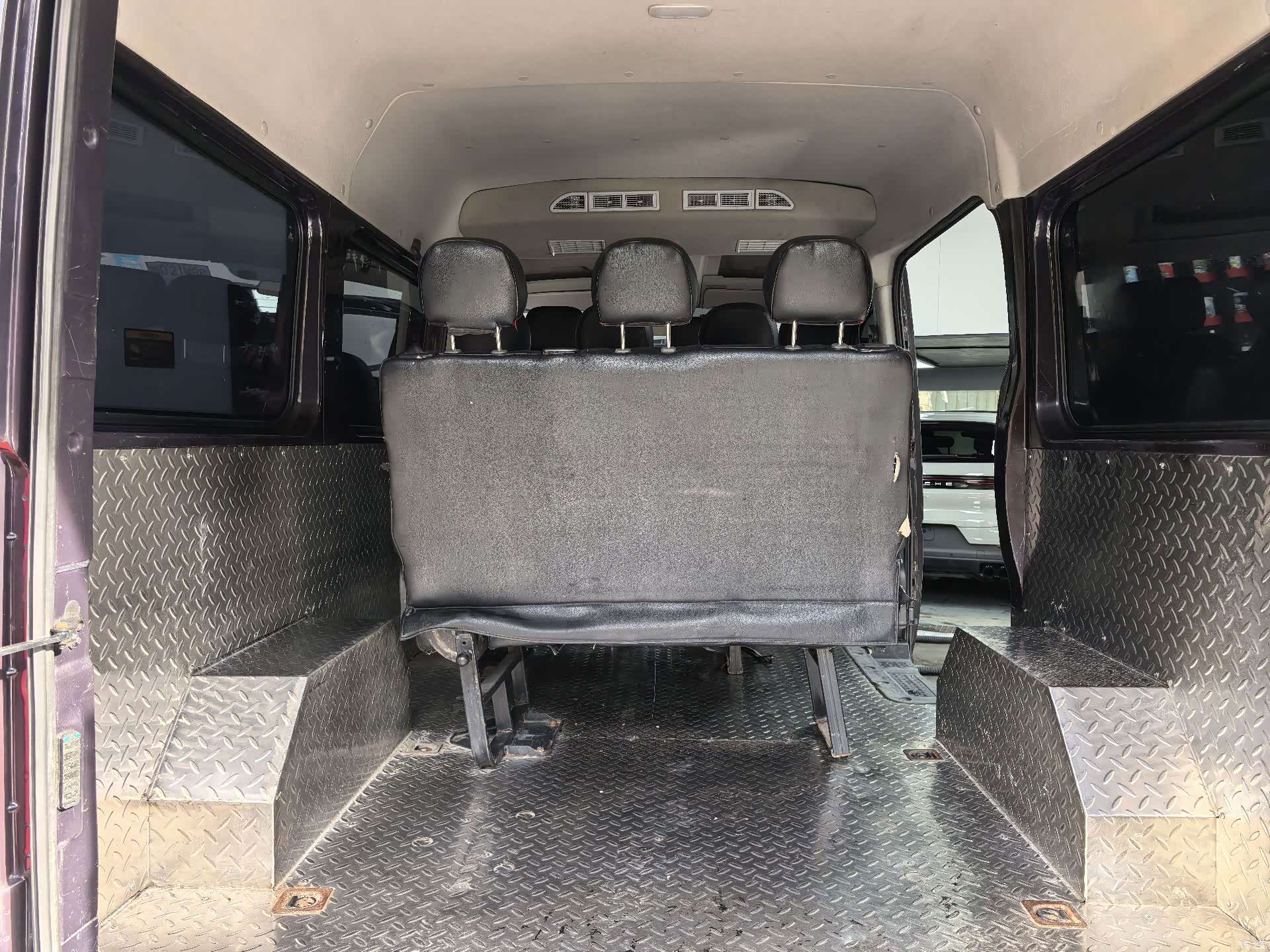 DongFeng M9T, 2022 17