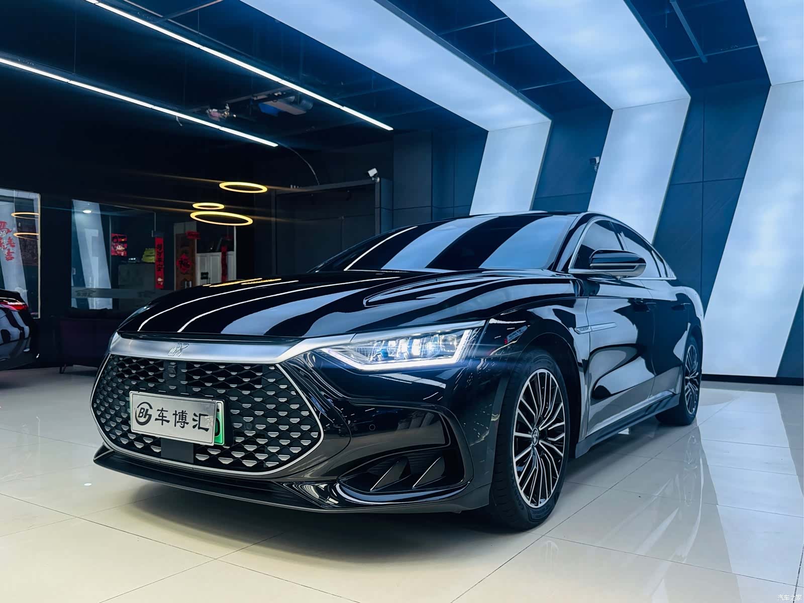 BYD Han, 2023 1
