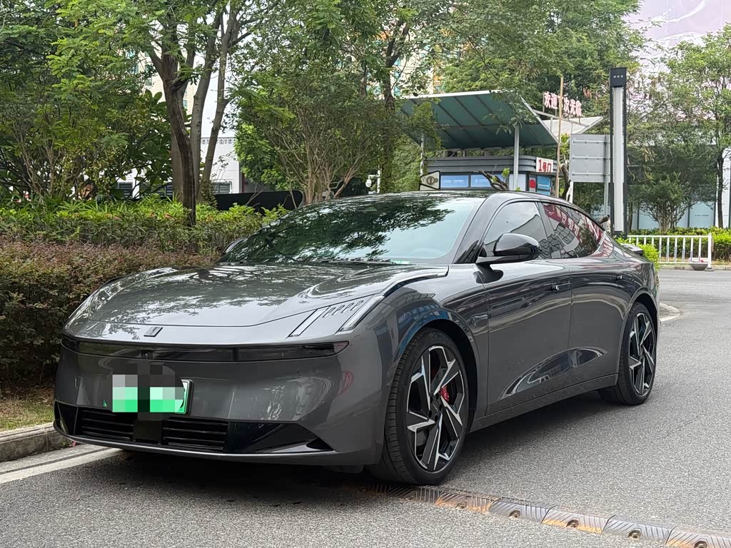 Lynk & Co Z10