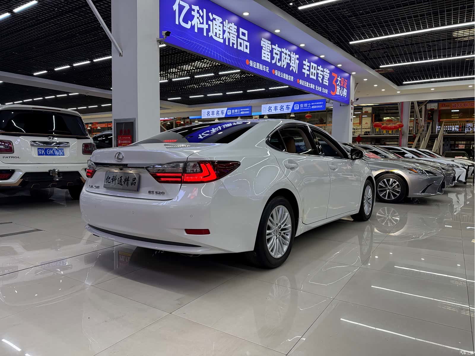 Lexus ES, 2016 все фото