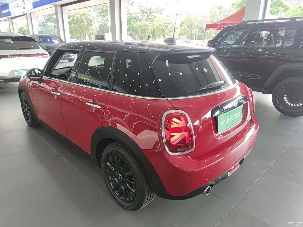 Mini ONE, 2021 23