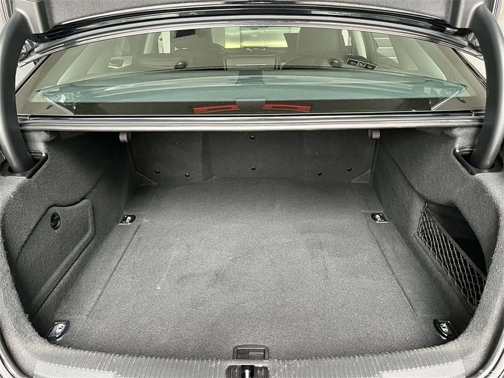 Audi A6L, 2016 9