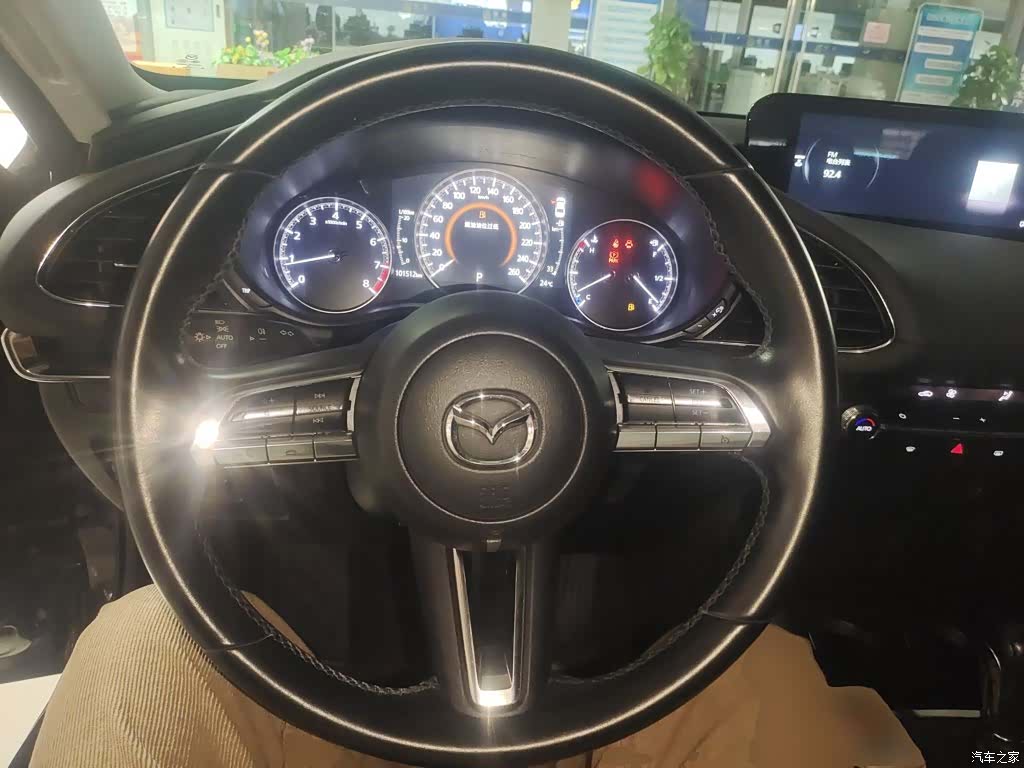 Mazda Mazda3, 2022 7