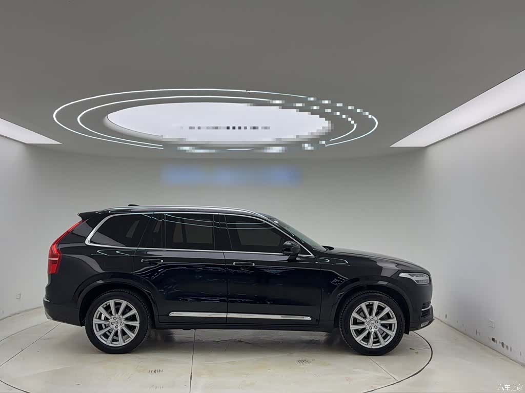 Volvo XC90, 2019 24