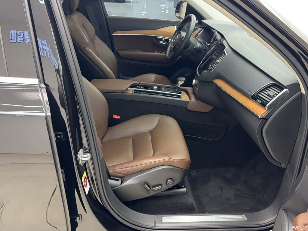 Volvo XC90, 2019 12