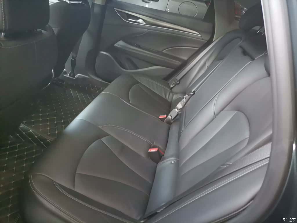 Buick LaCrosse, 2022 13