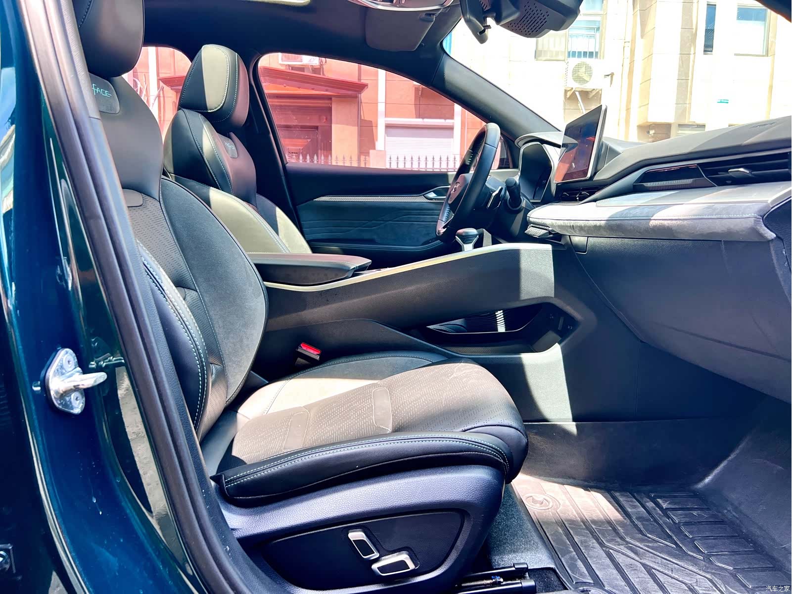 Geely Preface, 2023 14