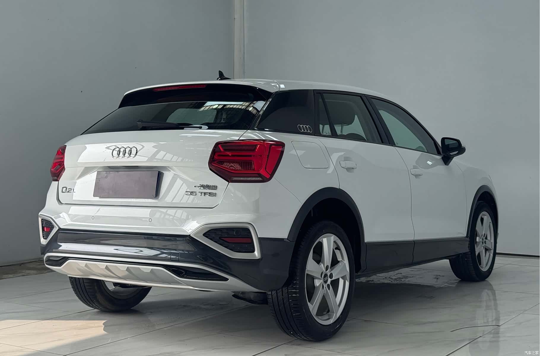 Audi Q2L, 2021 6
