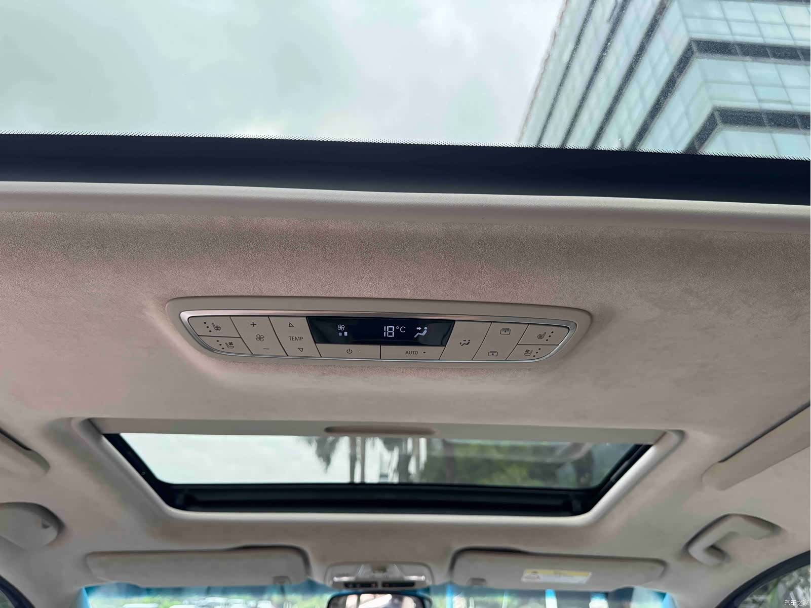 Buick GL8, 2017 11
