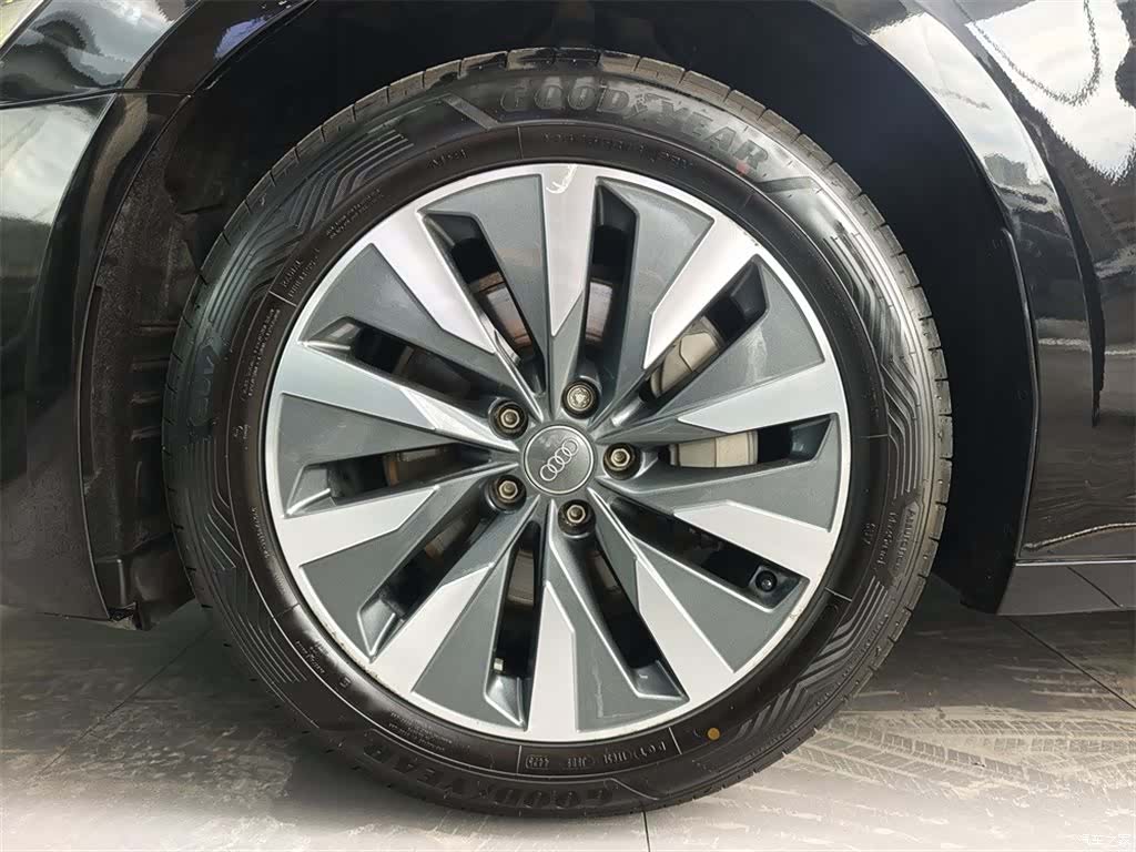 Audi A6L, 2019 16