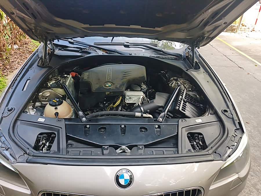 BMW 5 Series 2014, фото 10