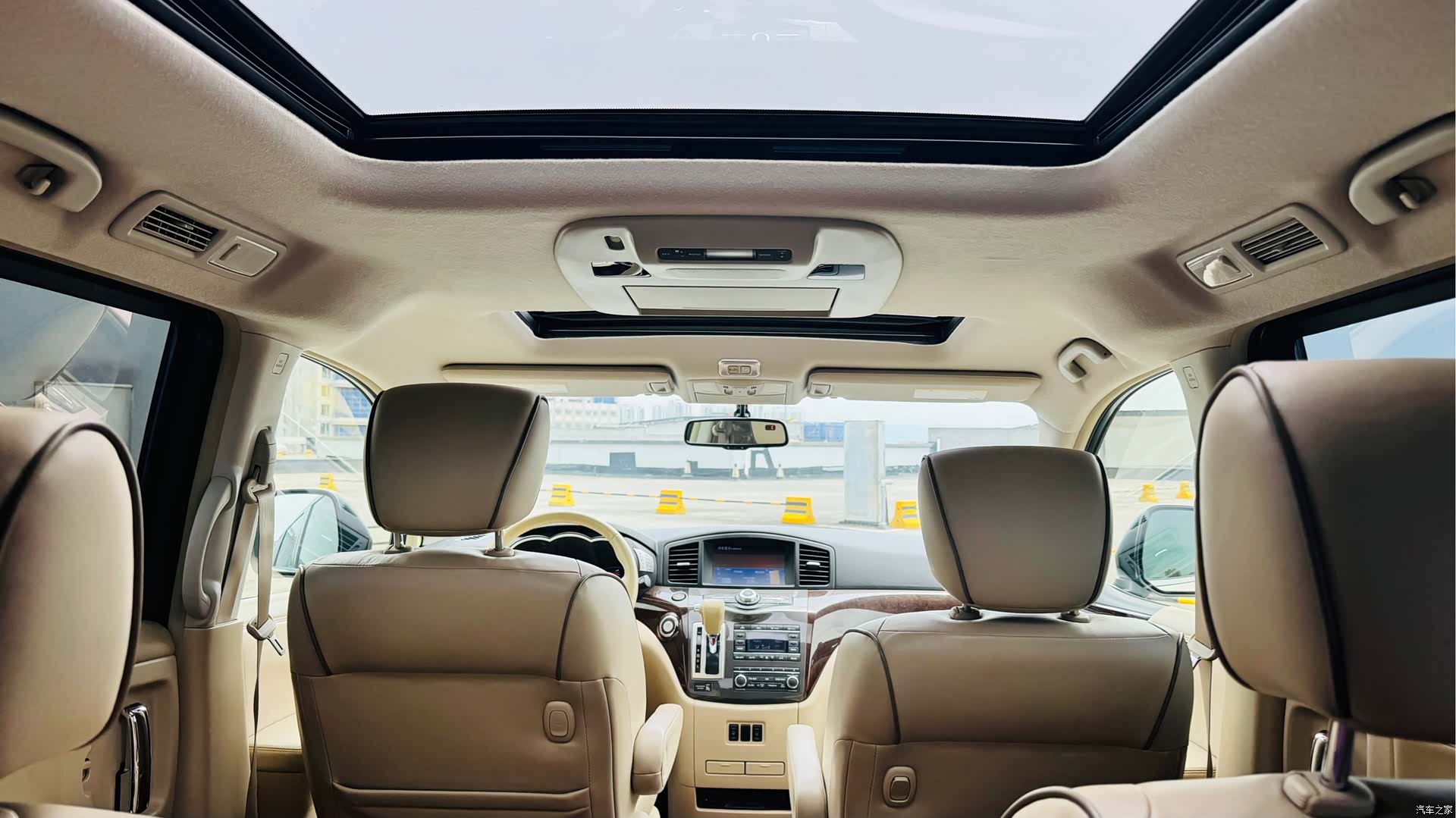 Nissan SL, 2016 16